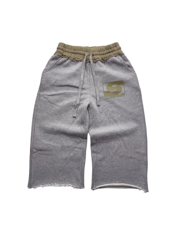 GREY 3/4 SHORTS