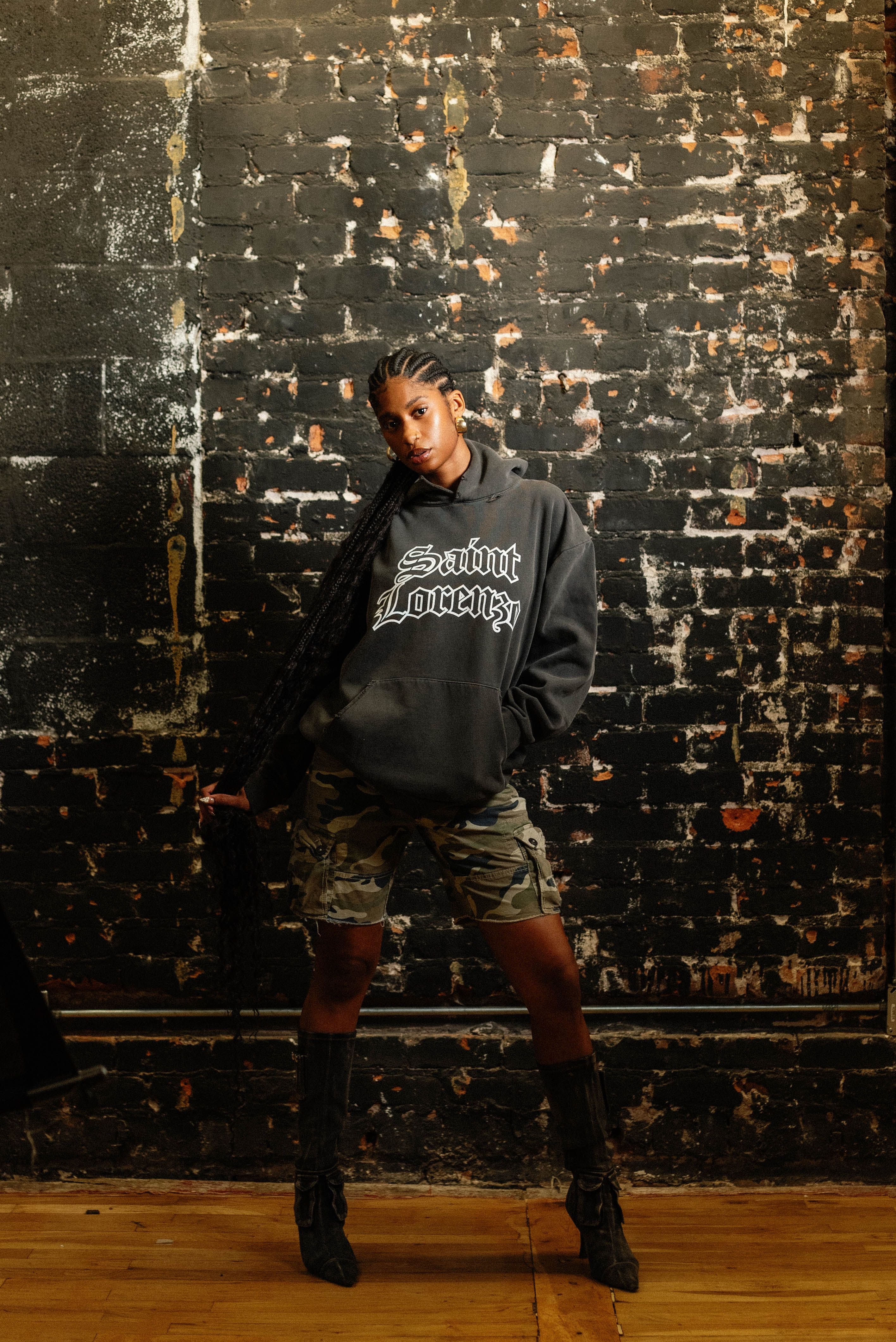 DISTRESSED HOODIE