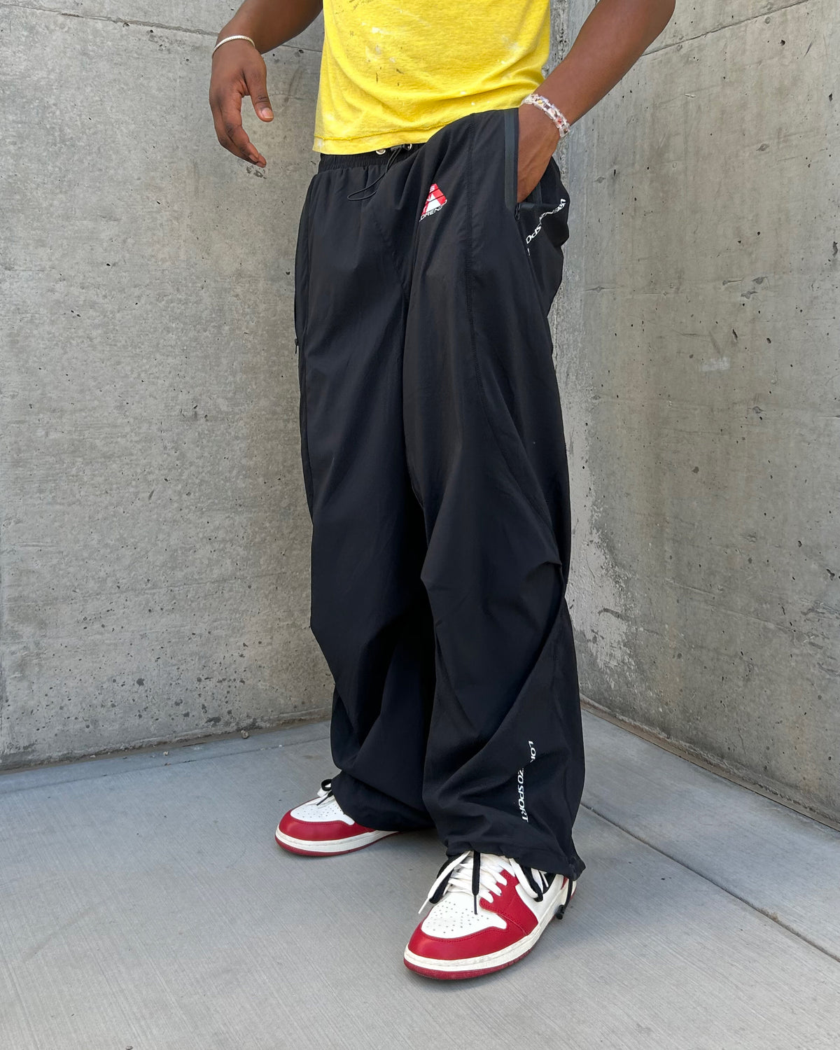 SAINTERYX TRACK PANTS