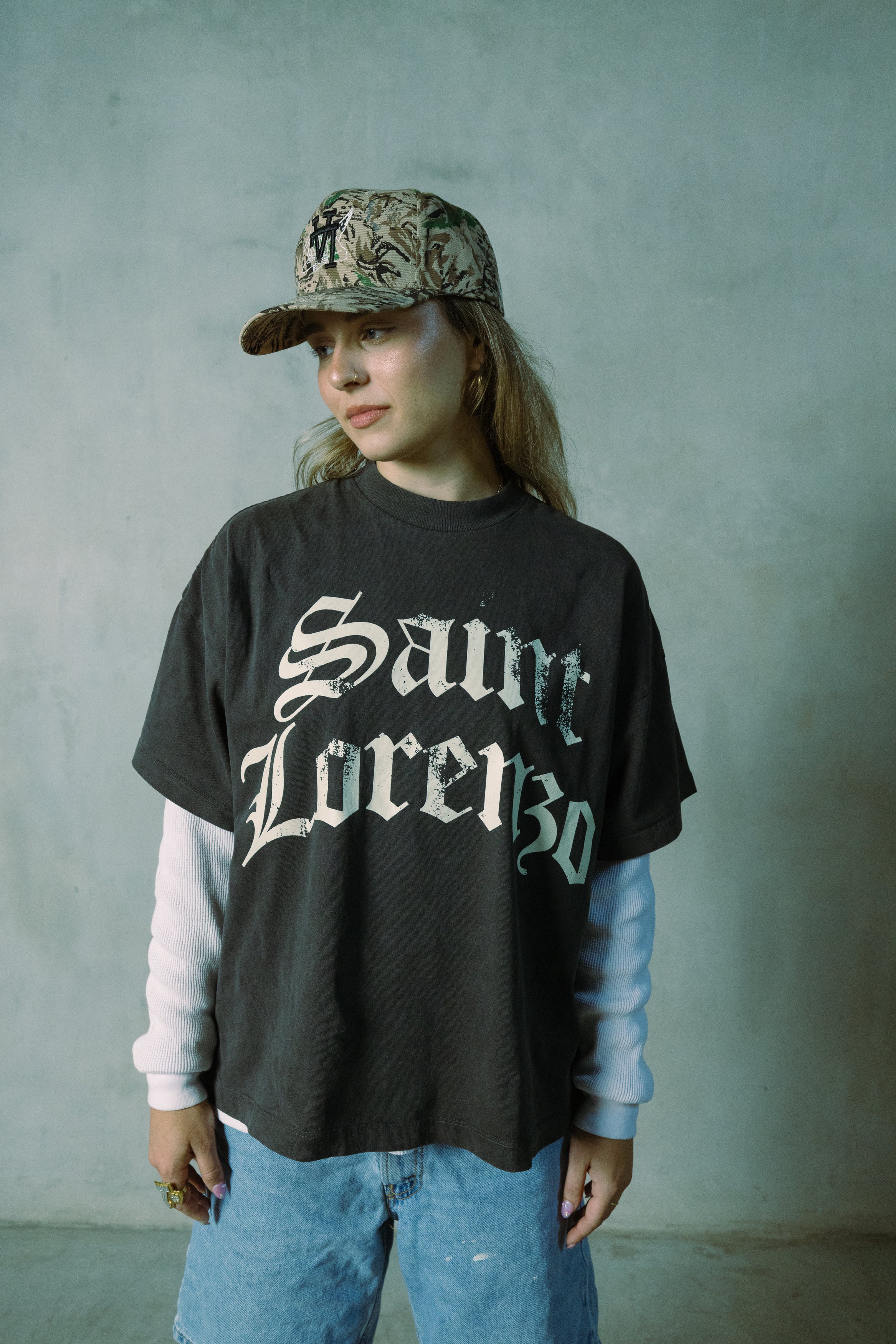 SAINT LORENZO STAPLE TEE [VINTAGE BLACK]