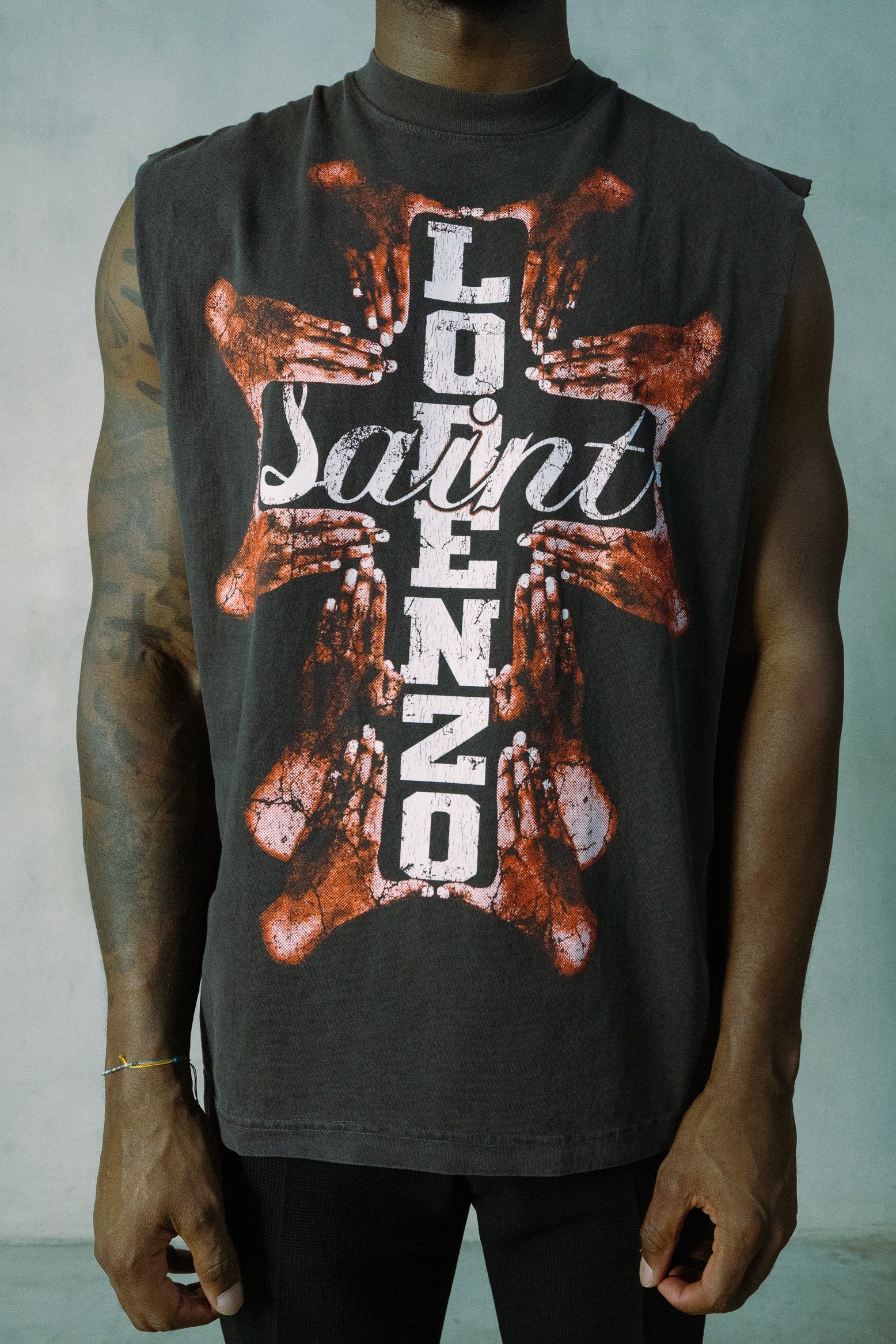 PRAYER HANDS CUTOFF